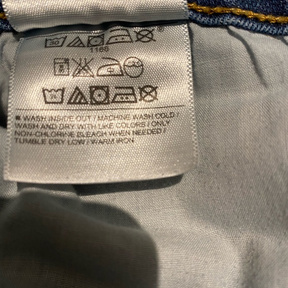 Straight Leg Jeans - Picture 4 of 7